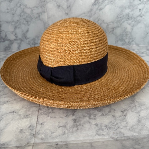 Banana Republic Accessories - Banana Republic Vintage Straw Hat with Navy Ribbon Bow Round Top sz M/L